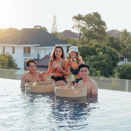Wimarion Hotel Semarang Exterior foto