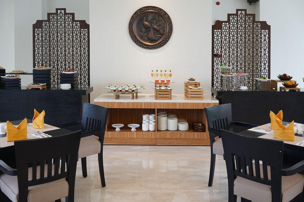 Wimarion Hotel Semarang Exterior foto